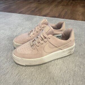 Nike Air Force 1 Suede Biege Pink
